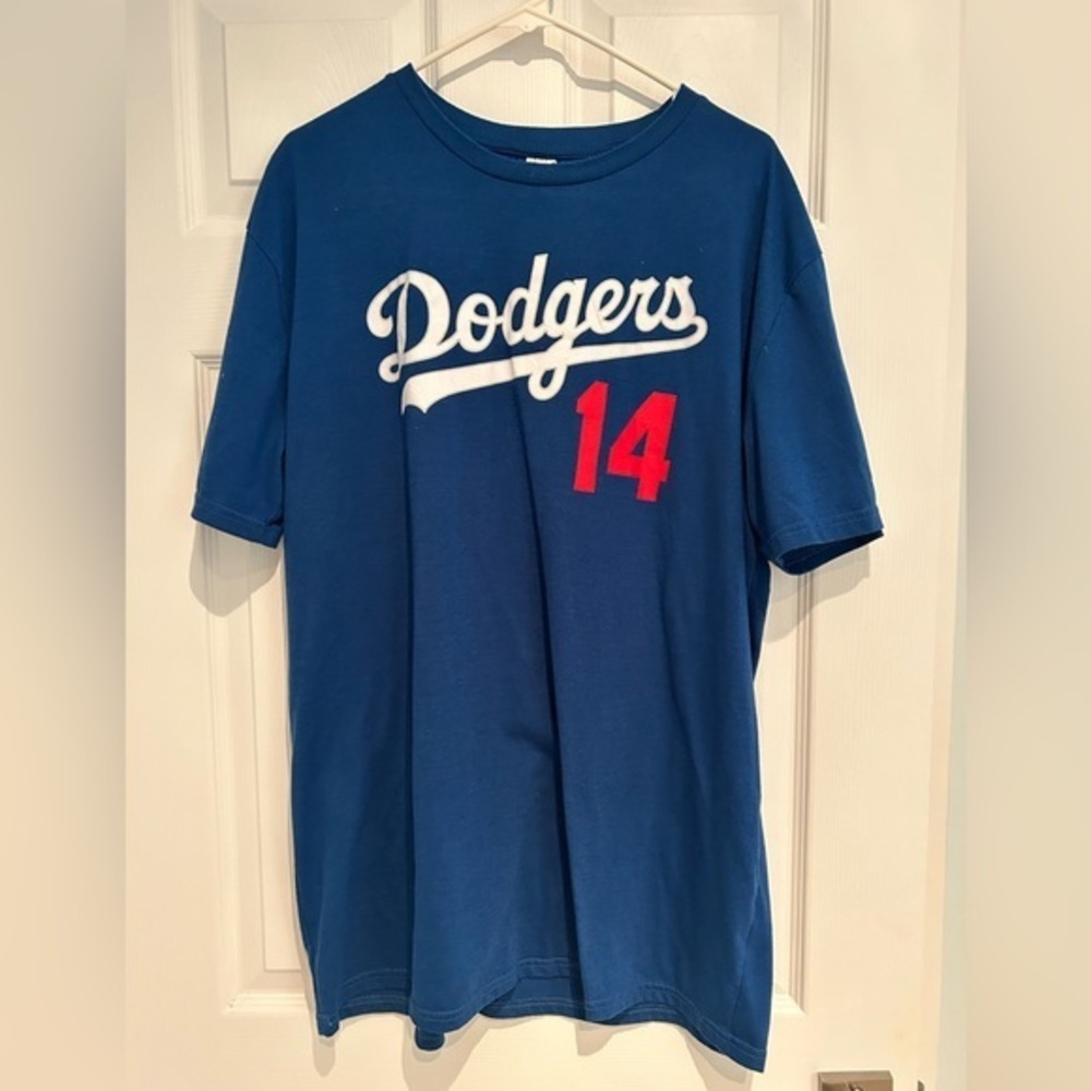 MLB Dodgers Blue Shirt Number 14 Hernandez Men’s Size XL